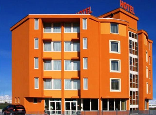 Hotel Verdina Volpiano Exterior foto